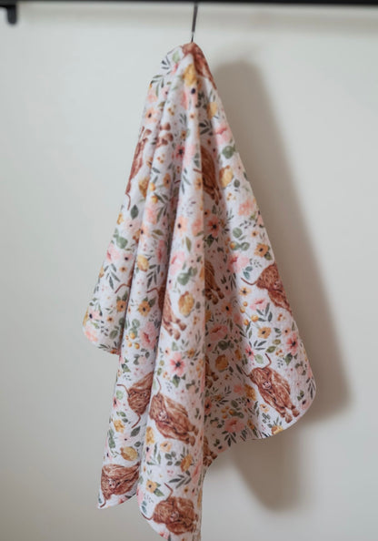 Highland Cow Sparkle Hand Towel